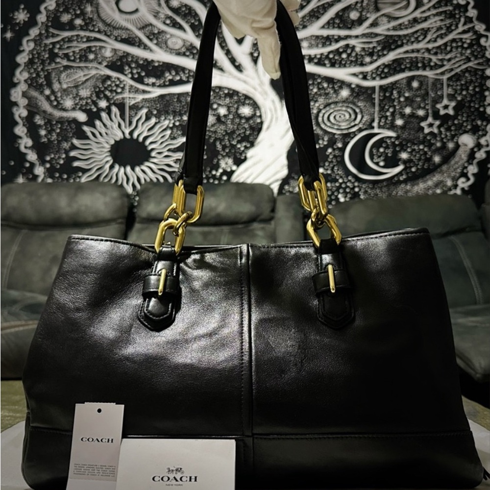 Vintage style Coach Black Leather Shoulder Bag with Gold Accents - Picture 16 of 17